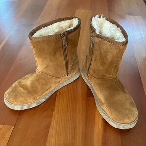 Kid’s Tan Suede Boots with Faux Fur Lining Size 2